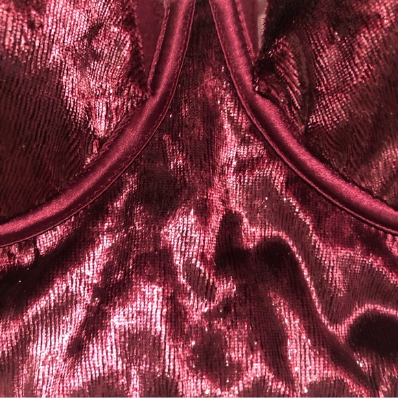 (194) Victoria’s Secret Velvet Bustier Bra - Picture 6 of 8